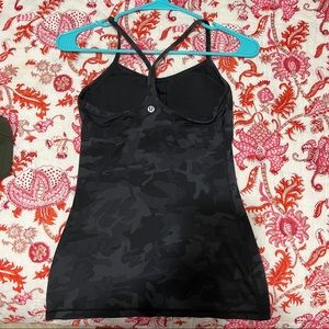 Lululemon Power Y Tank black camo